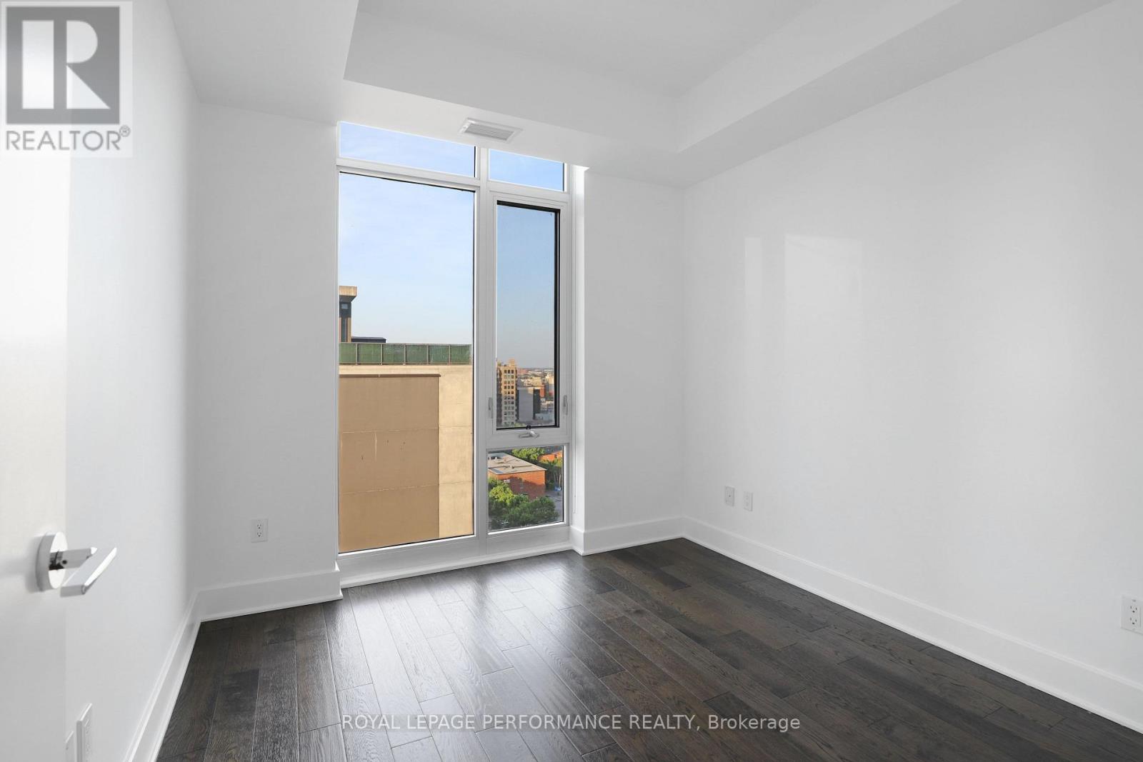 Photo 16 of 1603 255 Bay Street, Ottawa ON