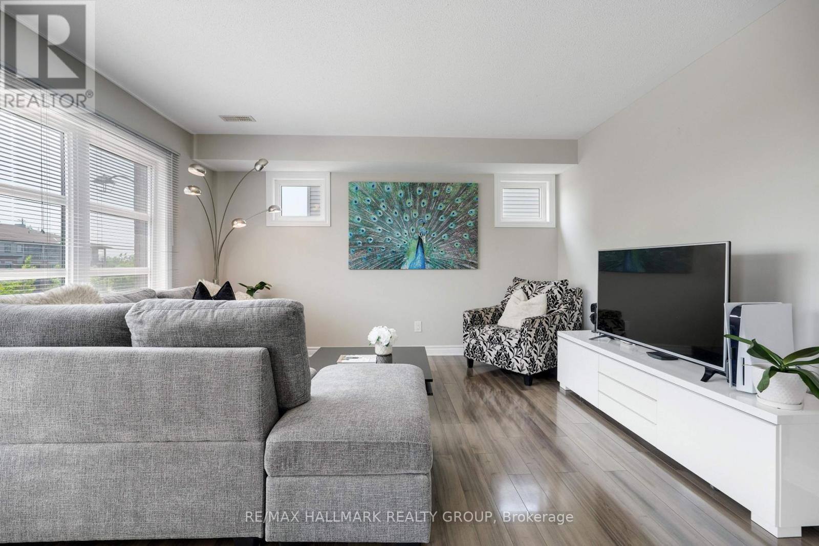 Photo 14 of 763 Chapman Mills Drive, Ottawa ON
