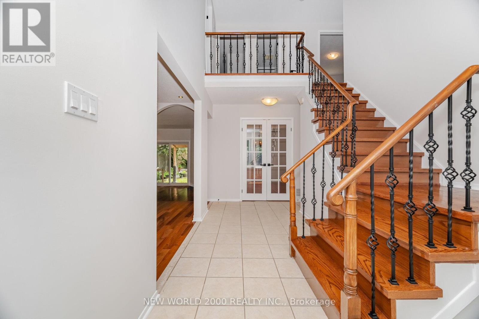 Photo 6 of 7221 Danton Promenade, Mississauga ON