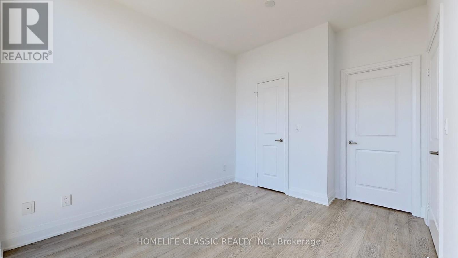 Photo 17 of 507 55 Speers Road, Oakville ON