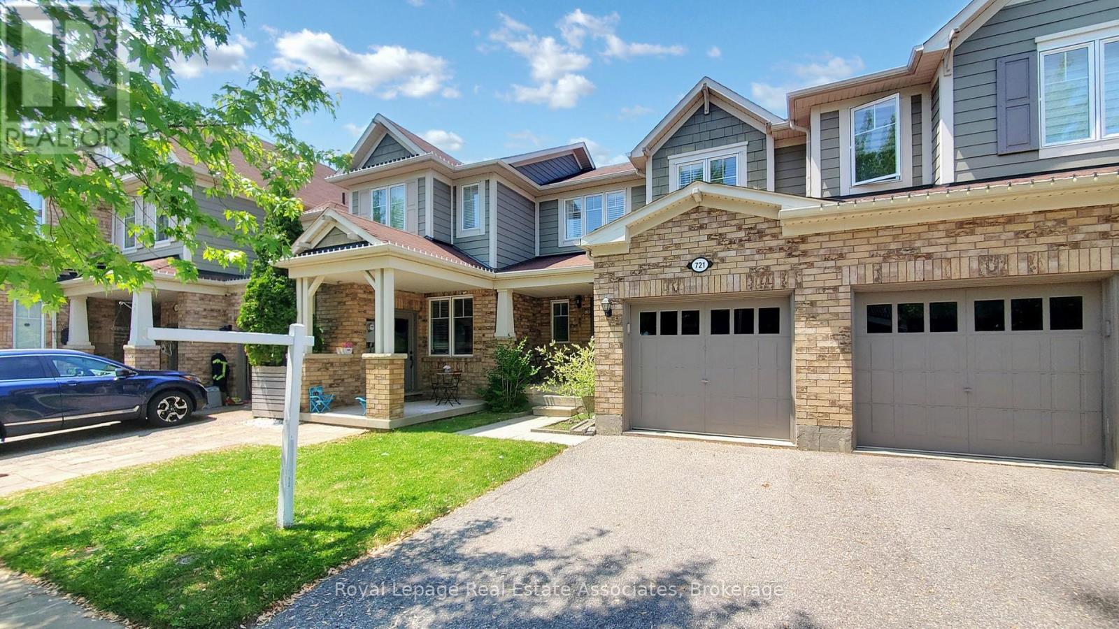 Photo 2 of 721 Shortreed Crescent, Milton ON