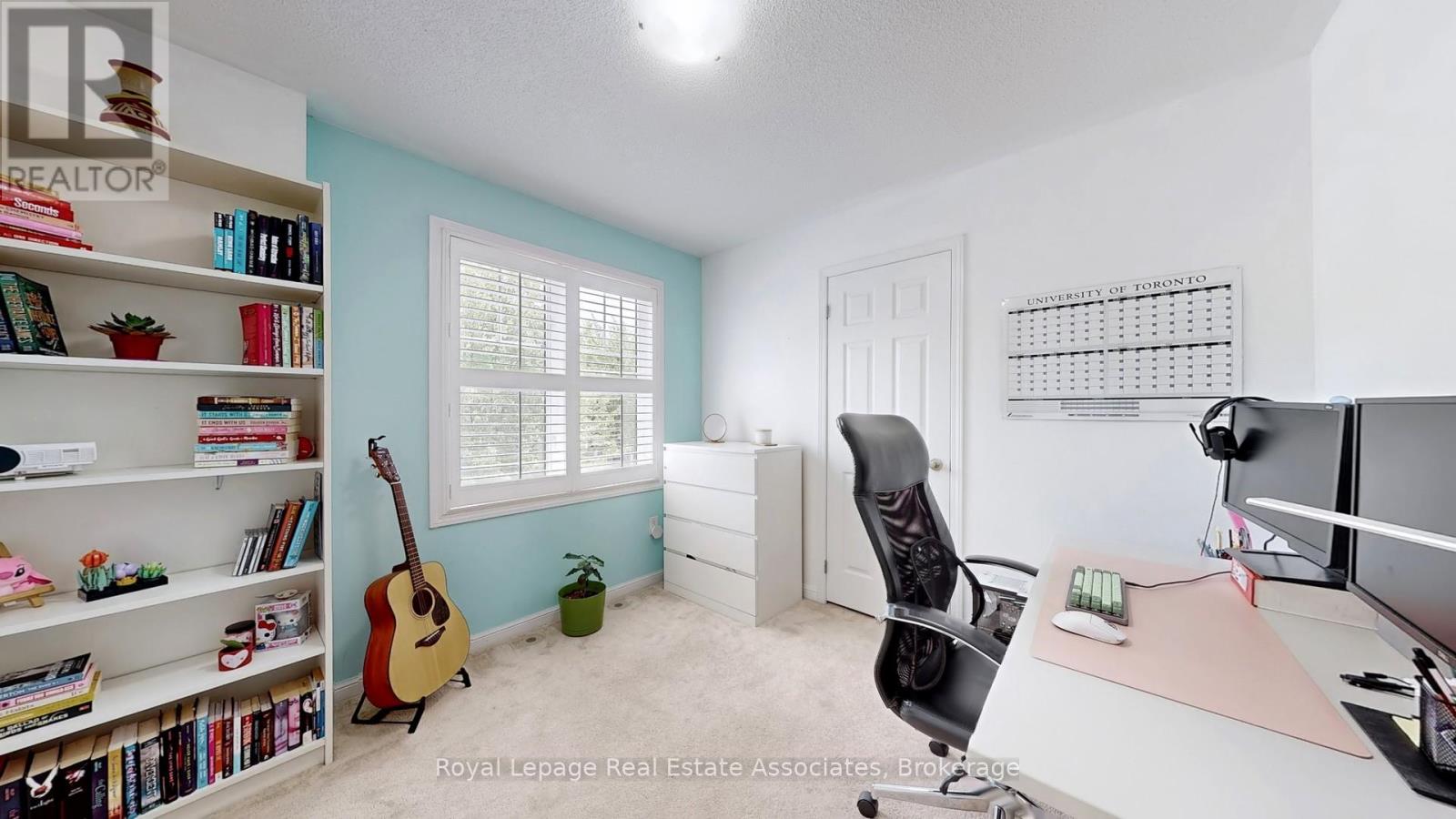 Photo 20 of 721 Shortreed Crescent, Milton ON