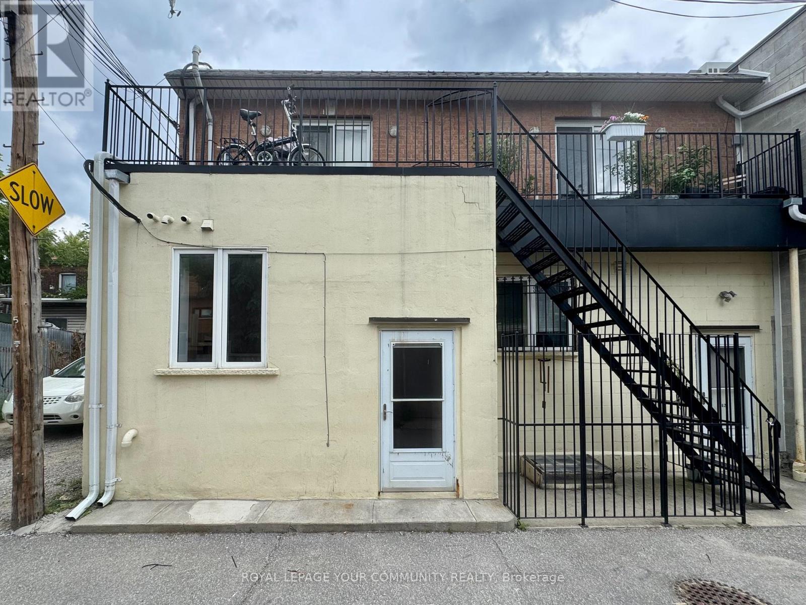 Photo 14 of G 1 2417 Dundas Street W, Toronto ON