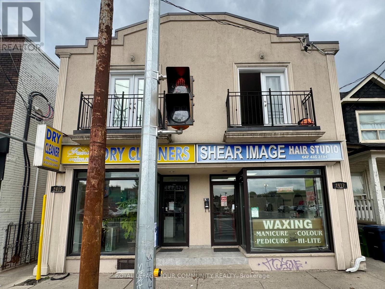 Photo 15 of G 1 2417 Dundas Street W, Toronto ON