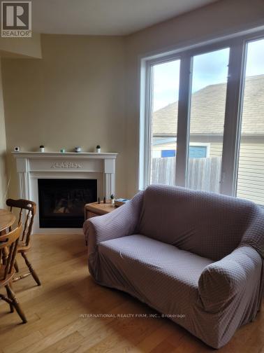 Photo 12 of 23 Hackett Avenue, Toronto ON
