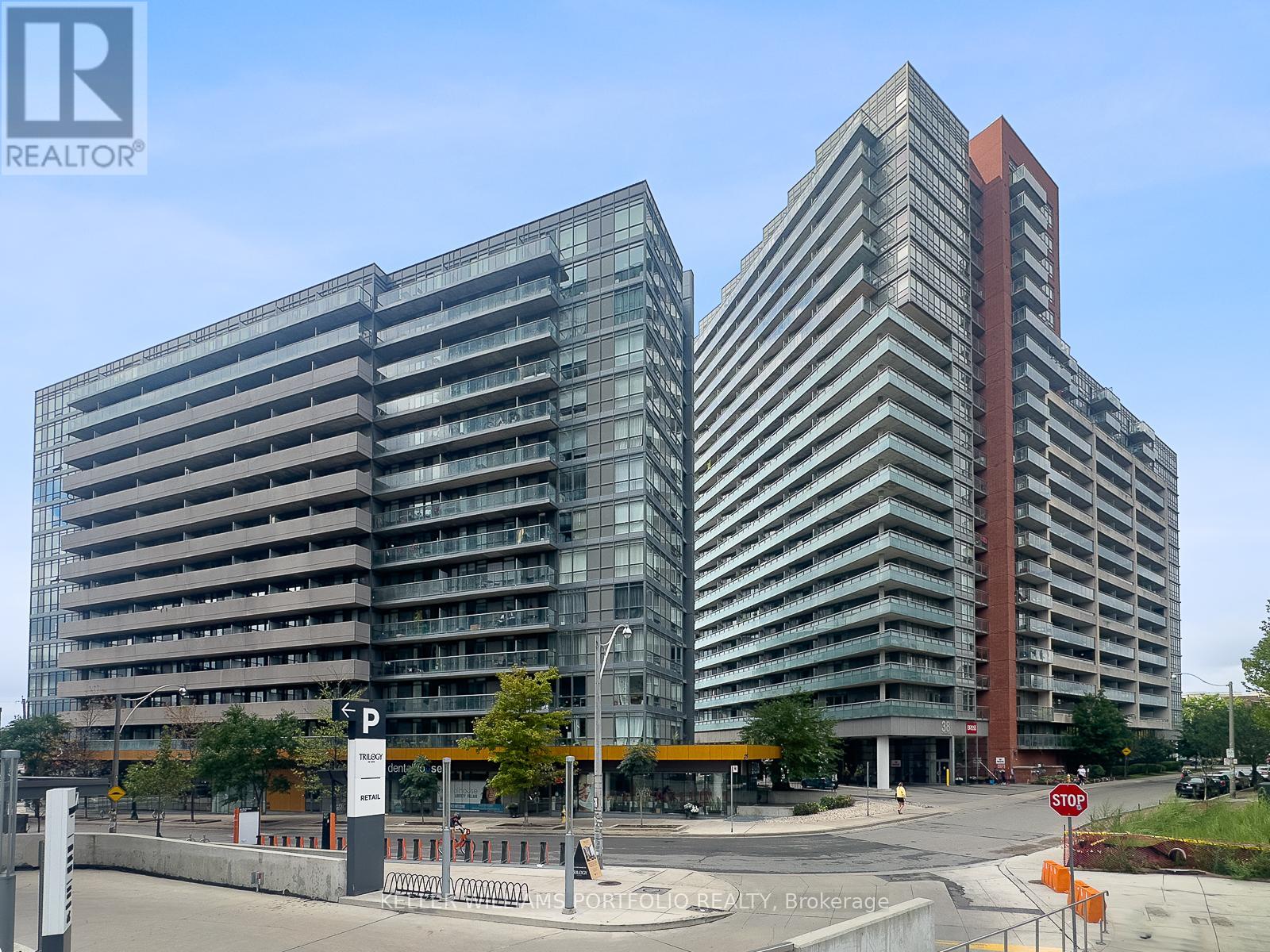 Photo 1 of 815 20 Joe Shuster Way, Toronto ON