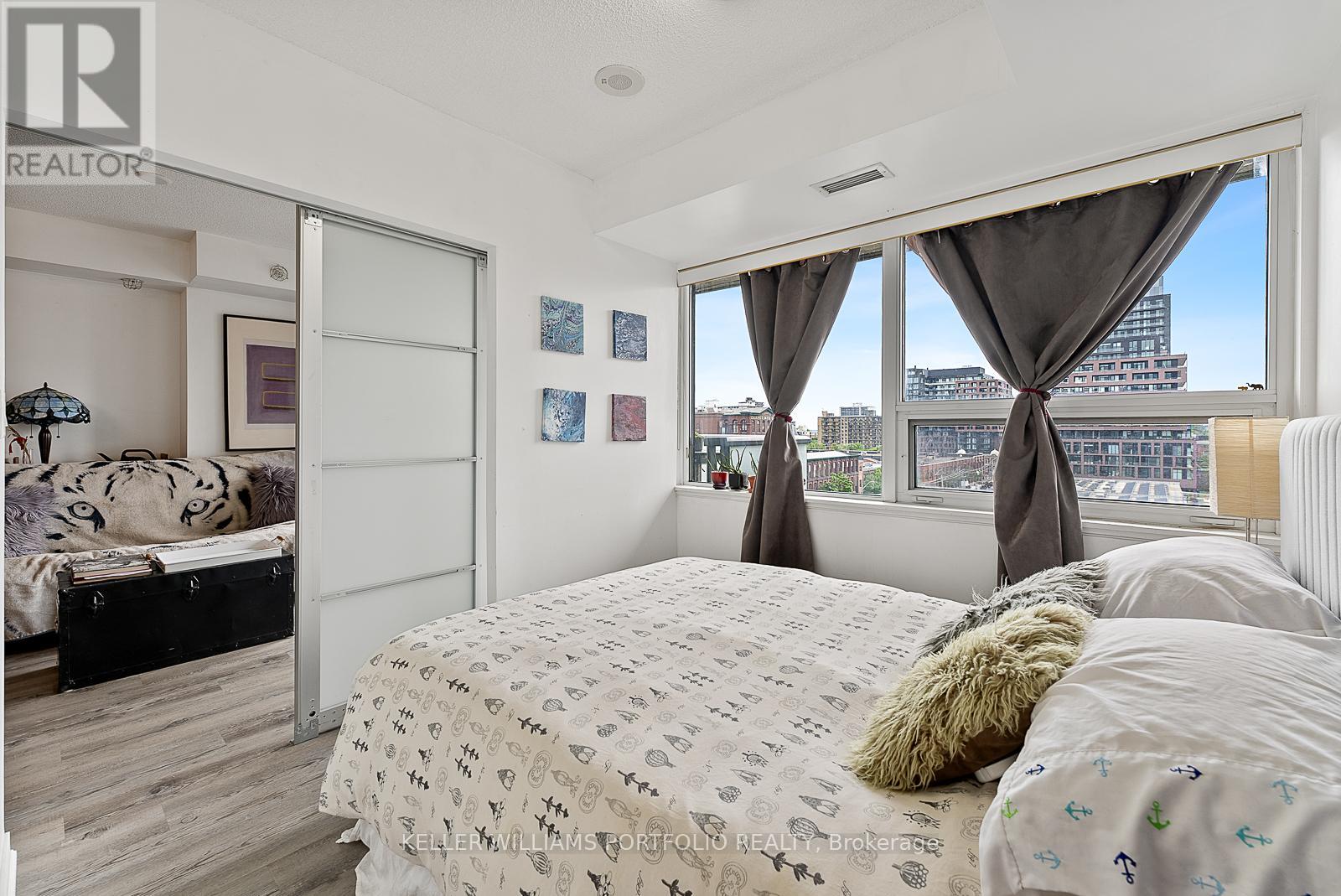 Photo 19 of 815 20 Joe Shuster Way, Toronto ON