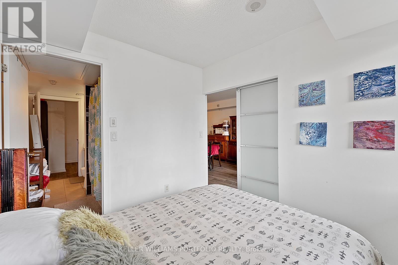 Photo 20 of 815 20 Joe Shuster Way, Toronto ON