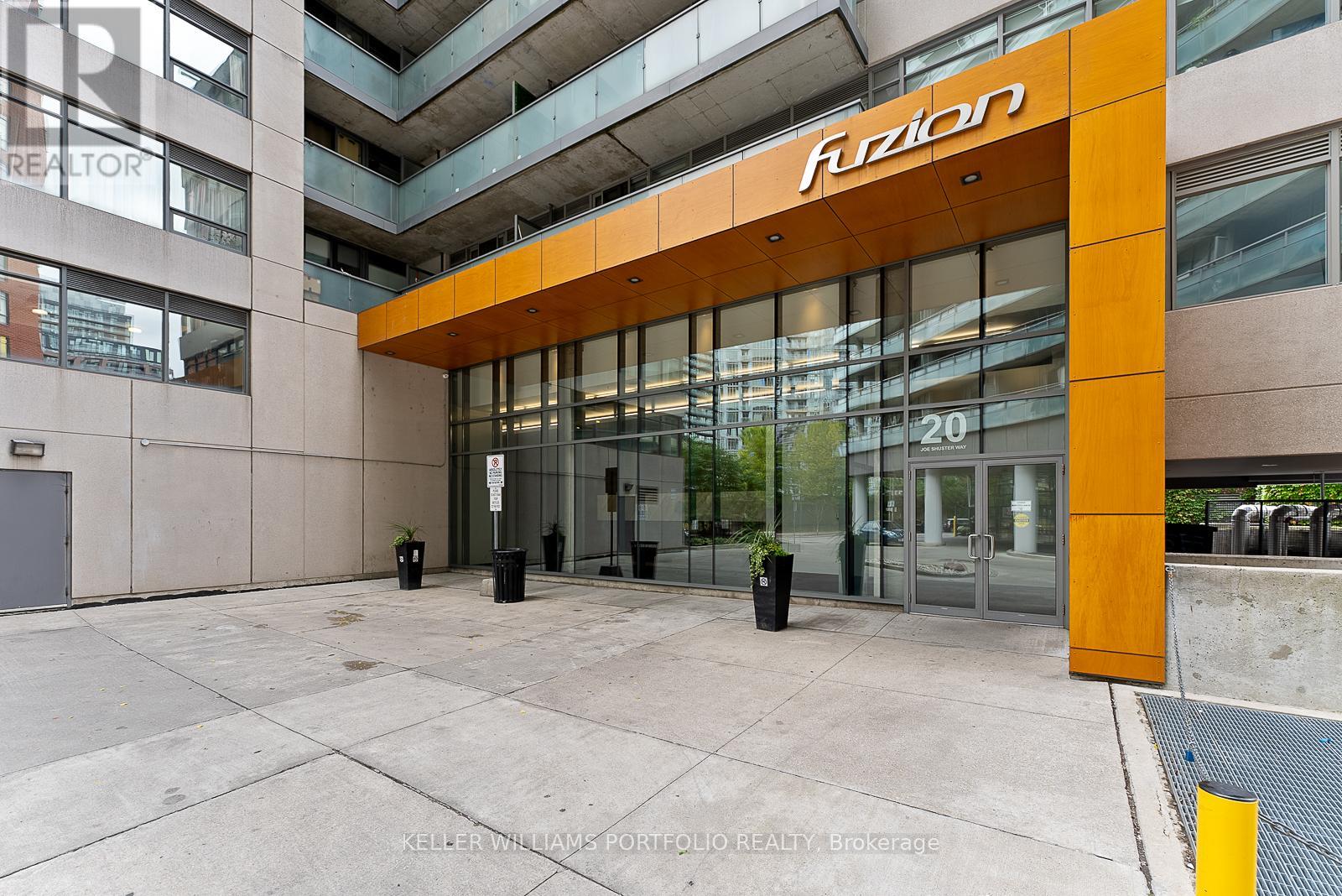 Photo 36 of 815 20 Joe Shuster Way, Toronto ON