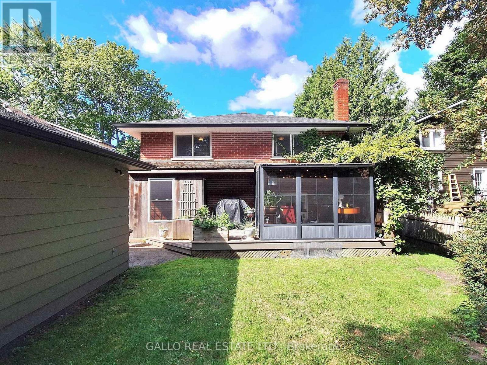 Photo 31 of 179 Church Street, Whitchurchstouffville ON