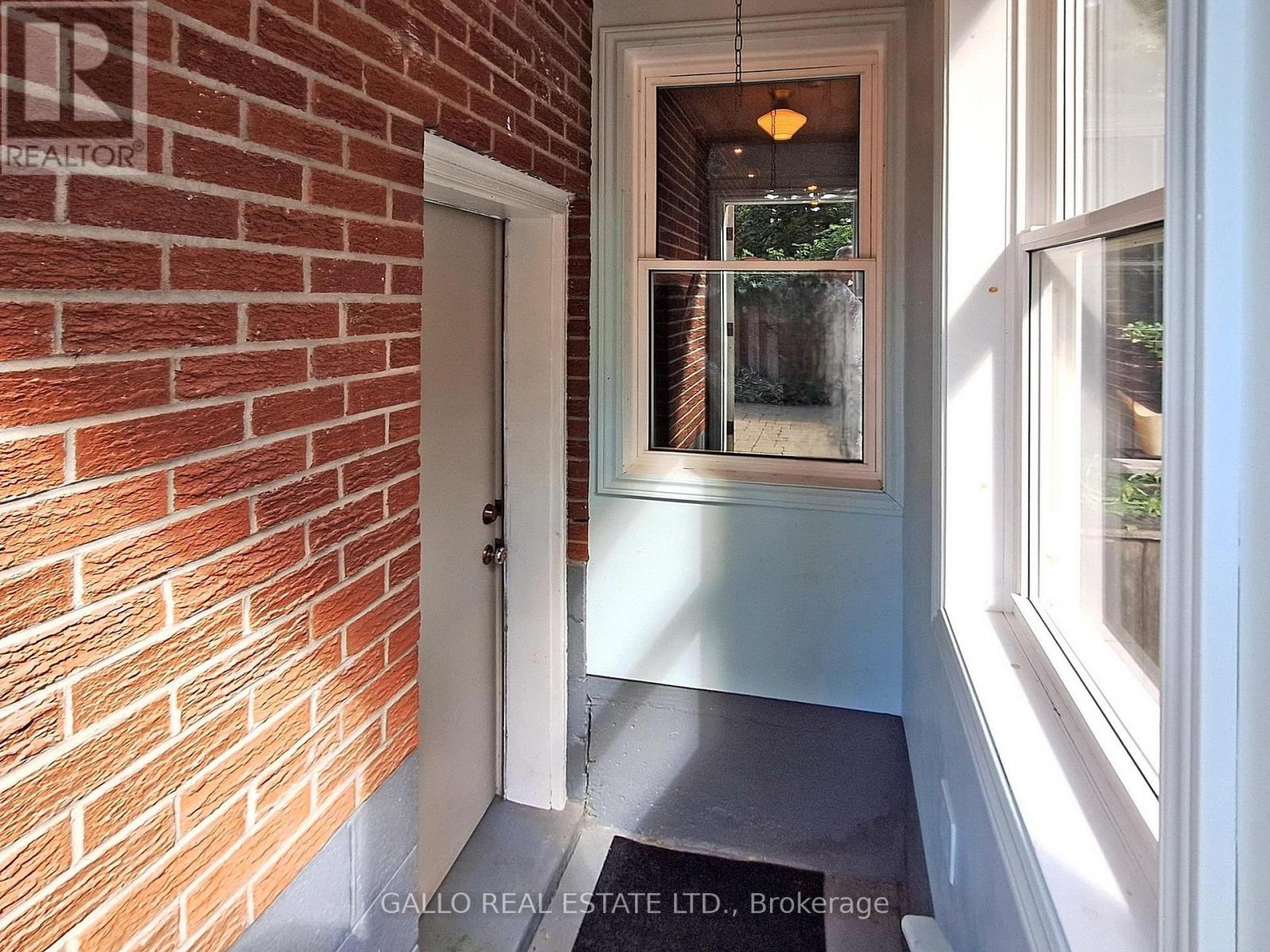 Photo 37 of 179 Church Street, Whitchurchstouffville ON