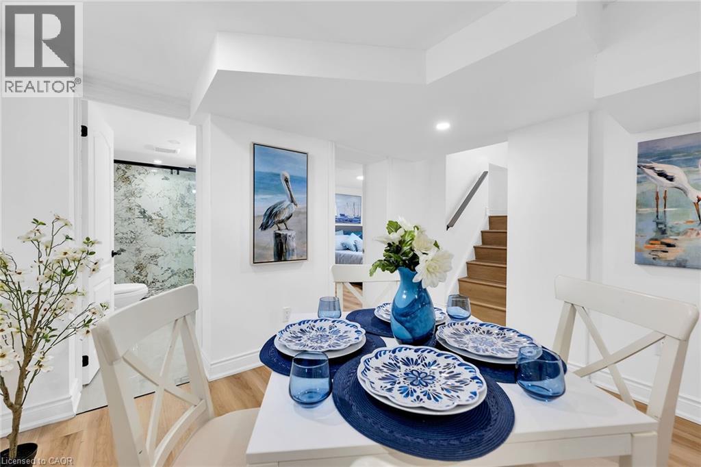 Photo 40 of 258 Brucedale Avenue E, Hamilton ON
