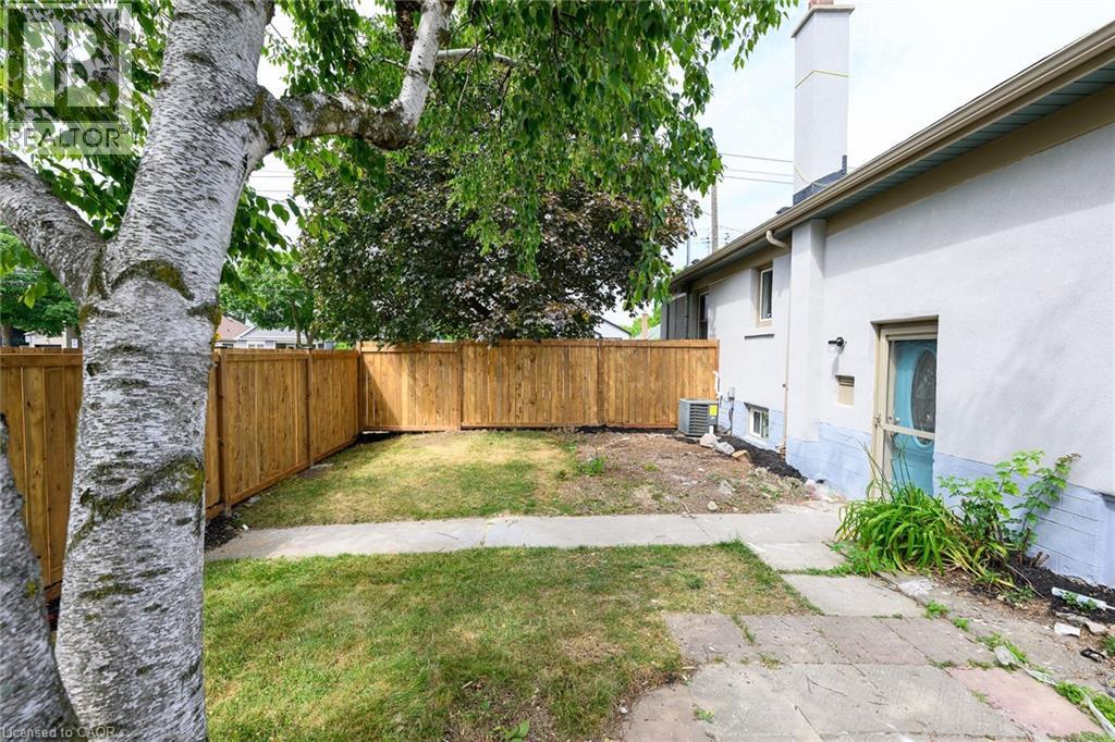 Photo 43 of 258 Brucedale Avenue E, Hamilton ON