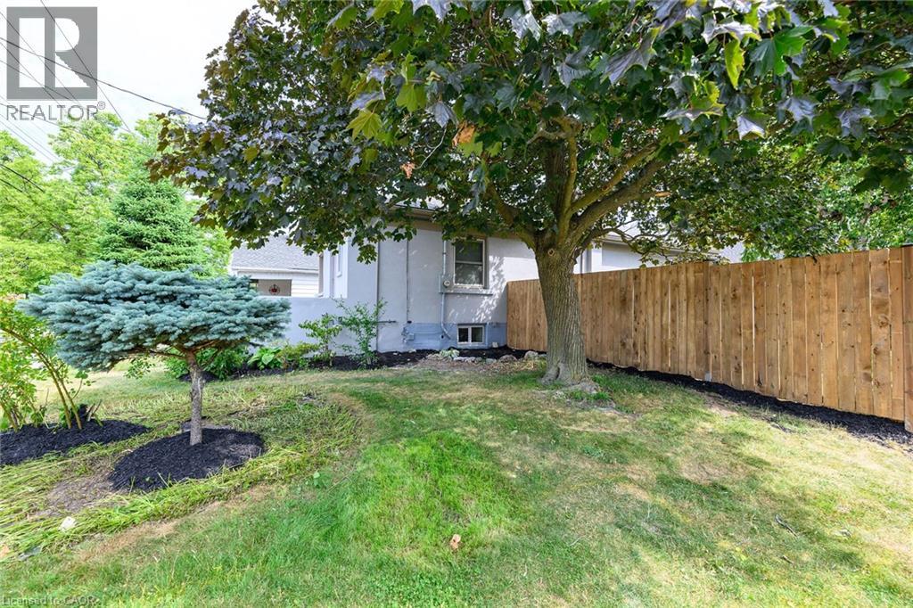 Photo 48 of 258 Brucedale Avenue E, Hamilton ON