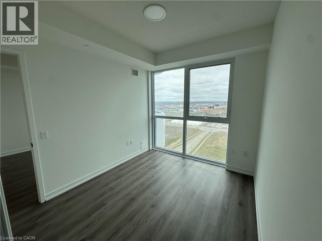Photo 3 of 195 Commerce Street Unit 5201, Vaughan ON