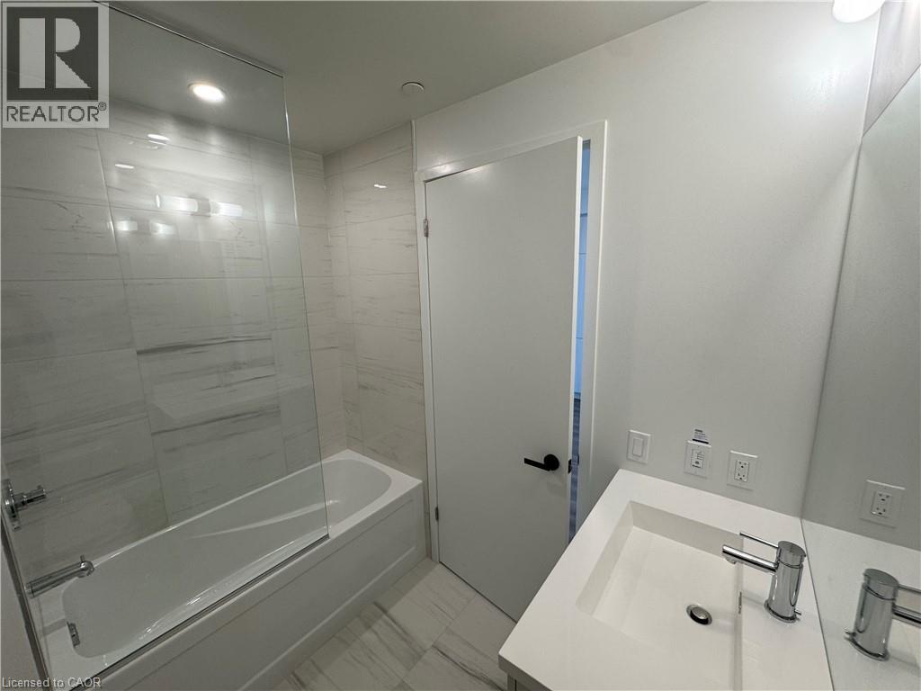 Photo 4 of 195 Commerce Street Unit 5201, Vaughan ON