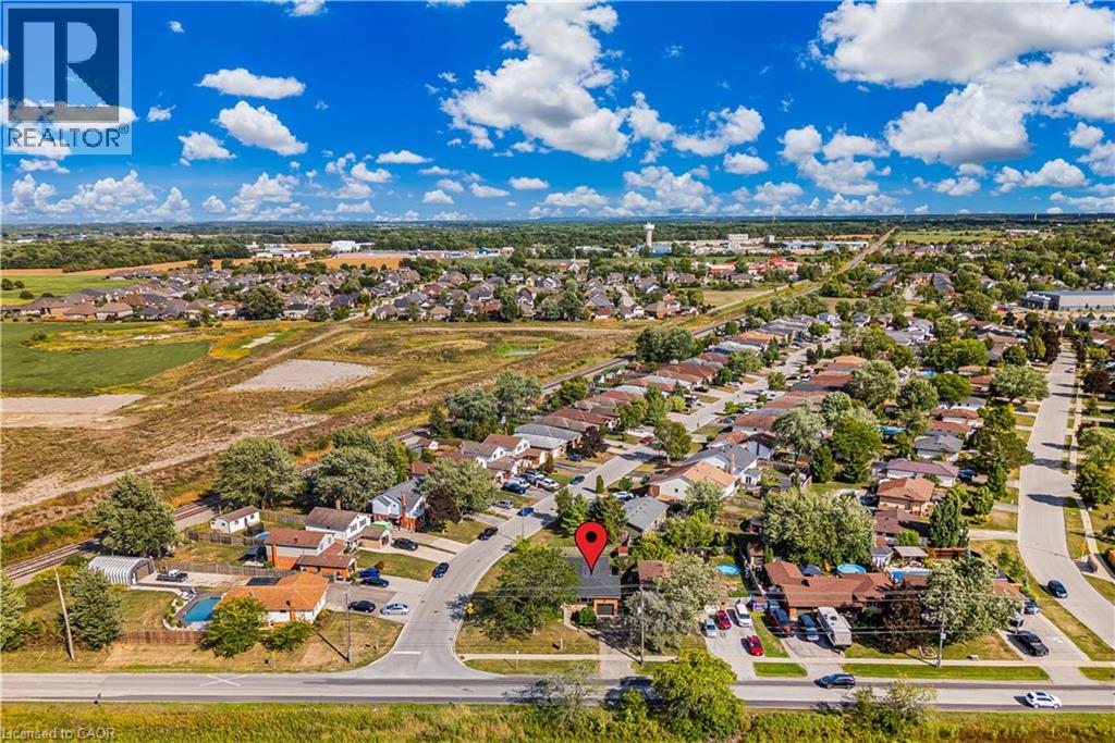 Photo 43 of 21 South Grimsby Road 5, Smithville ON