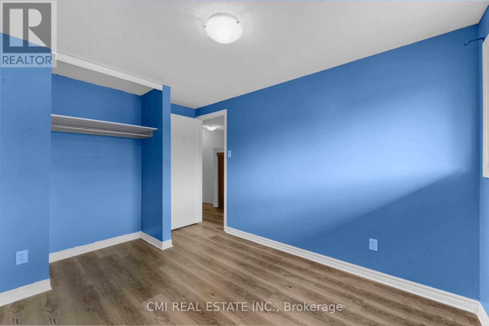 Photo 17 of 99 2570 Southvale Crescent, Ottawa ON