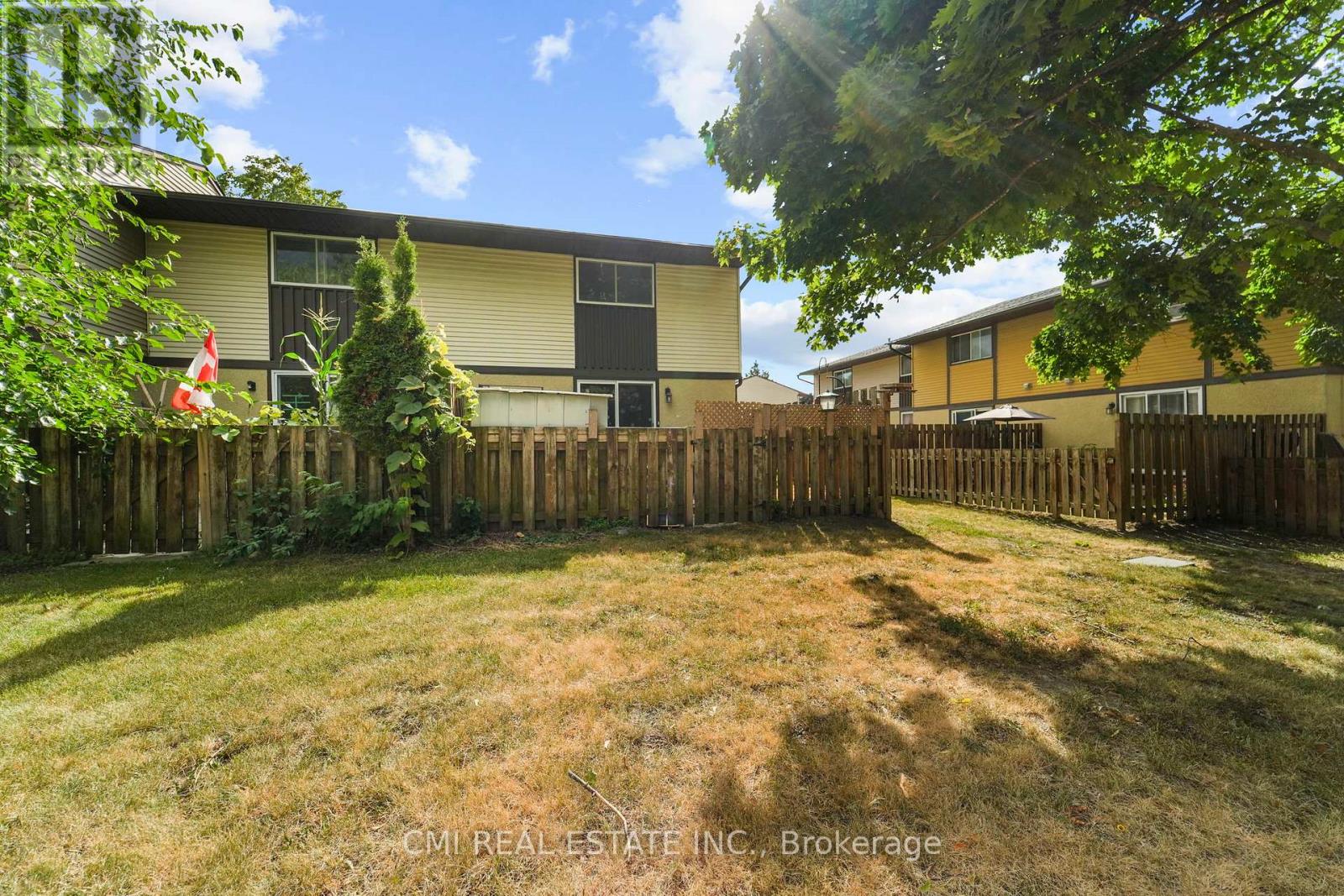 Photo 40 of 99 2570 Southvale Crescent, Ottawa ON