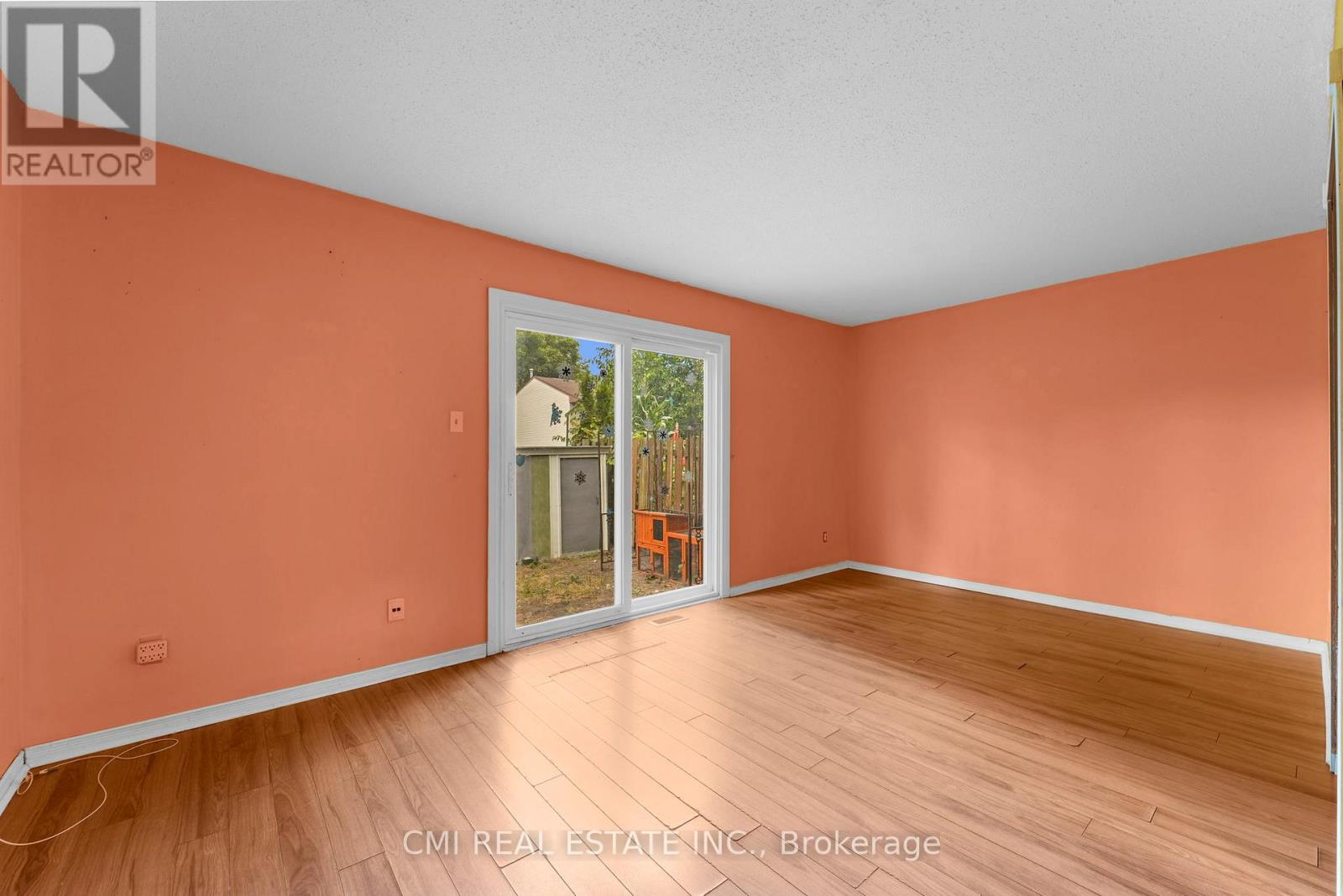 Photo 7 of 99 2570 Southvale Crescent, Ottawa ON