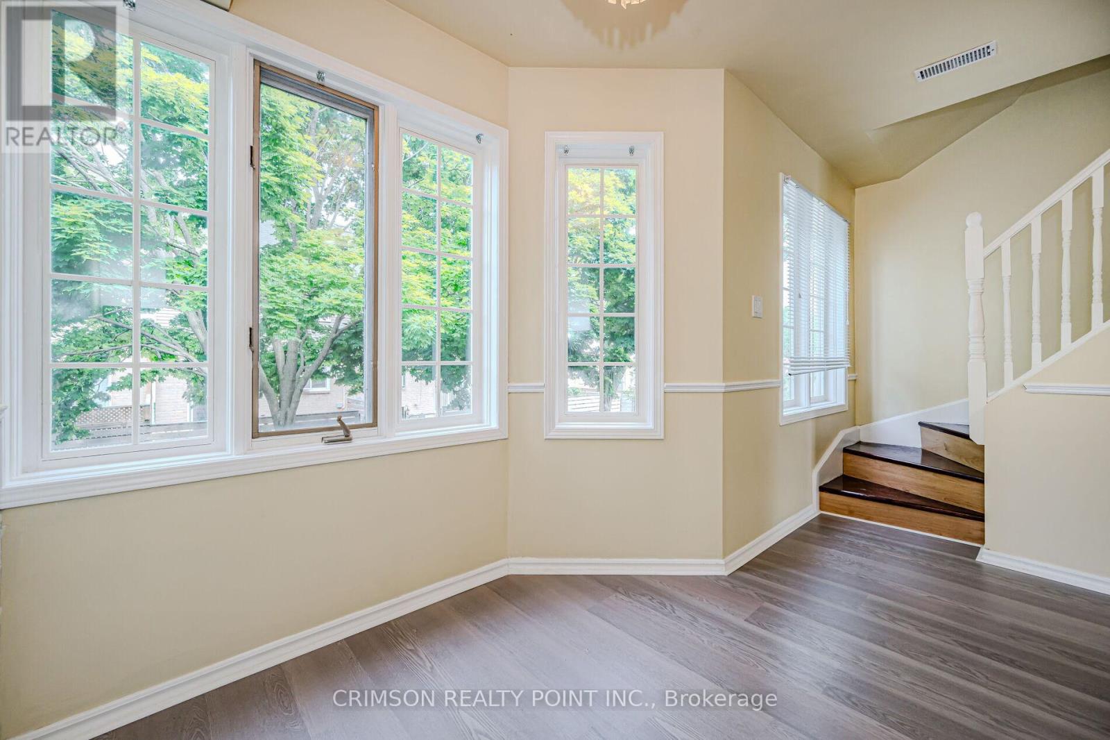 Photo 18 of 7 266 Limeridge Road E, Hamilton ON