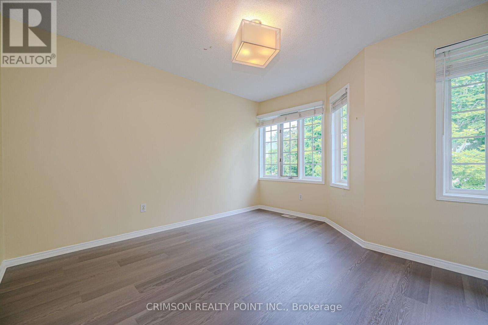 Photo 19 of 7 266 Limeridge Road E, Hamilton ON