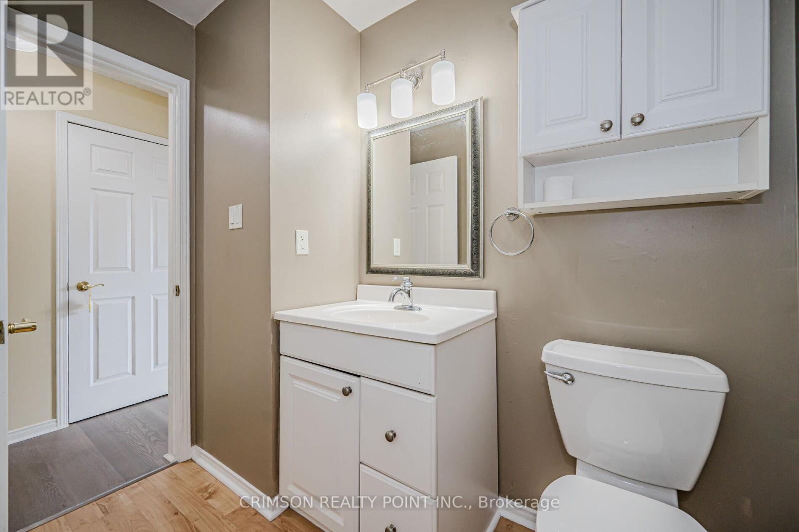 Photo 21 of 7 266 Limeridge Road E, Hamilton ON