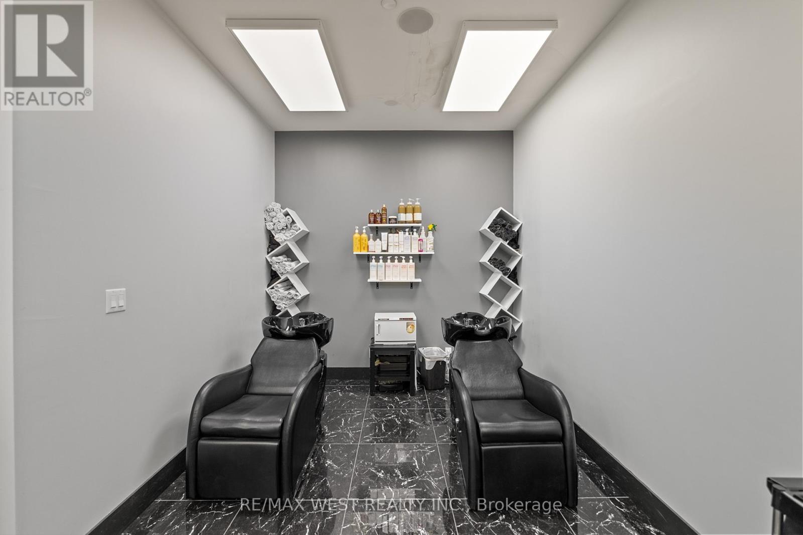 Photo 19 of 211 213 130 Columbia St W Street, Waterloo ON