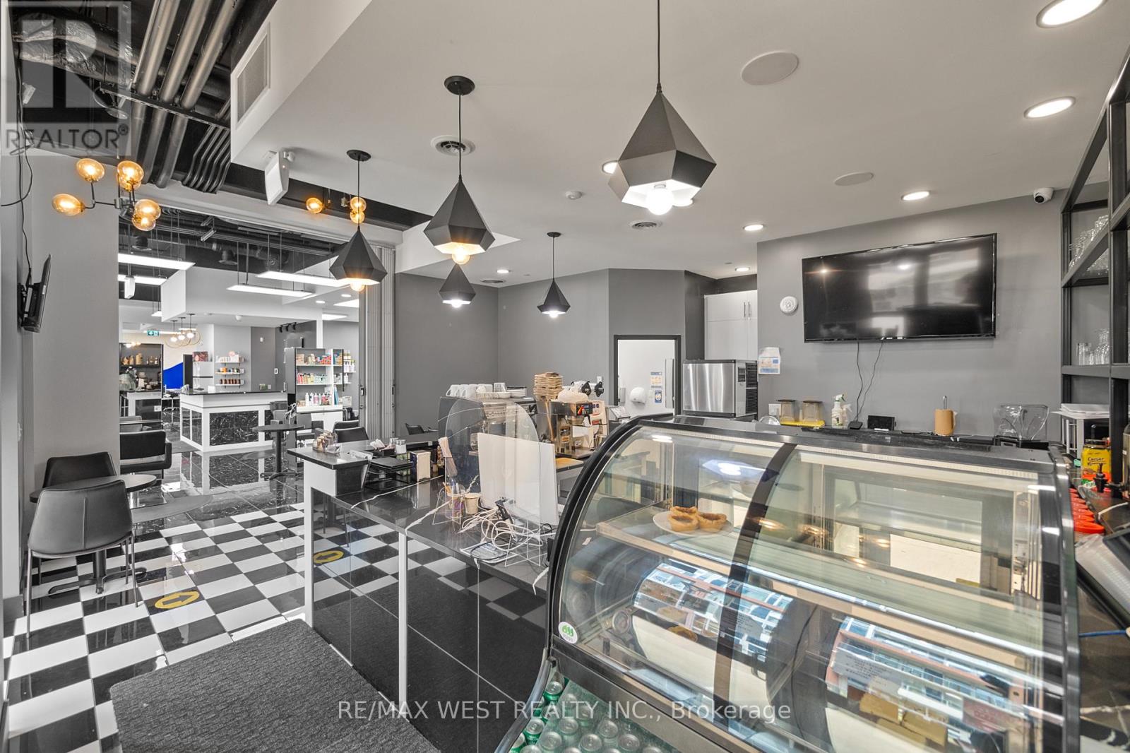 Photo 23 of 211 213 130 Columbia St W Street, Waterloo ON