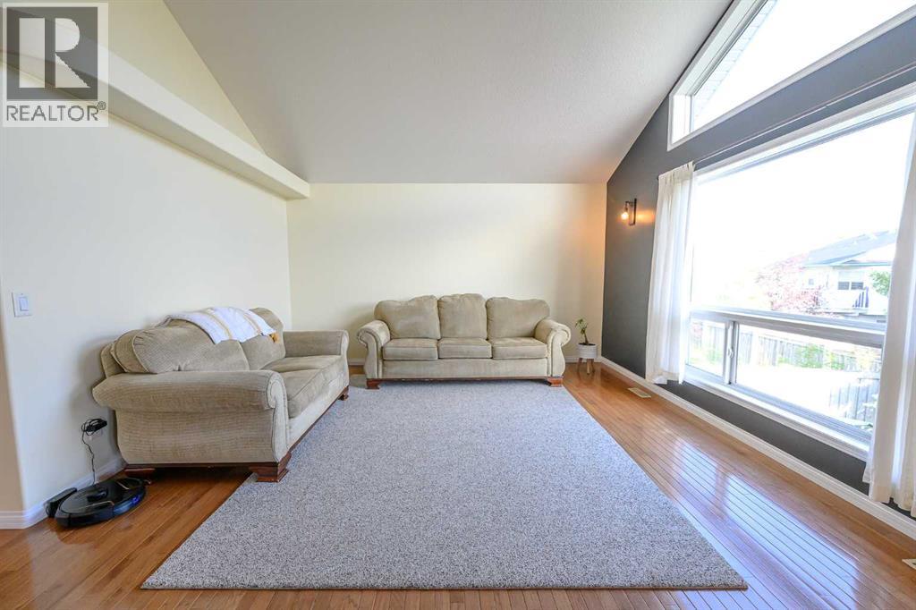 Photo 13 of 8906 124 Avenue, Grande Prairie AB