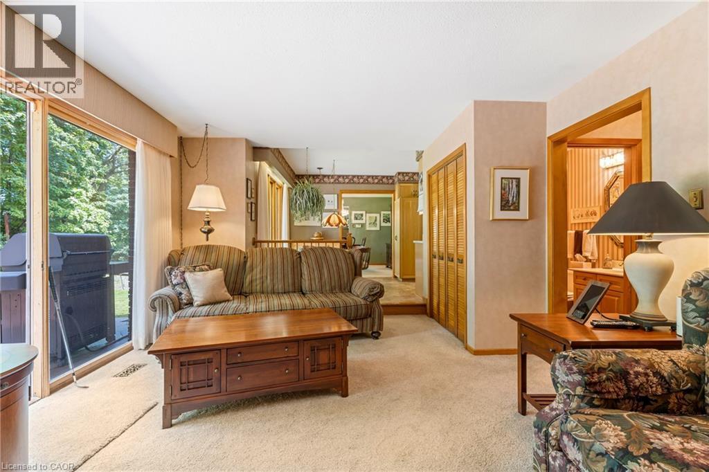 Photo 17 of 13 Leslie Drive, Stoney Creek ON