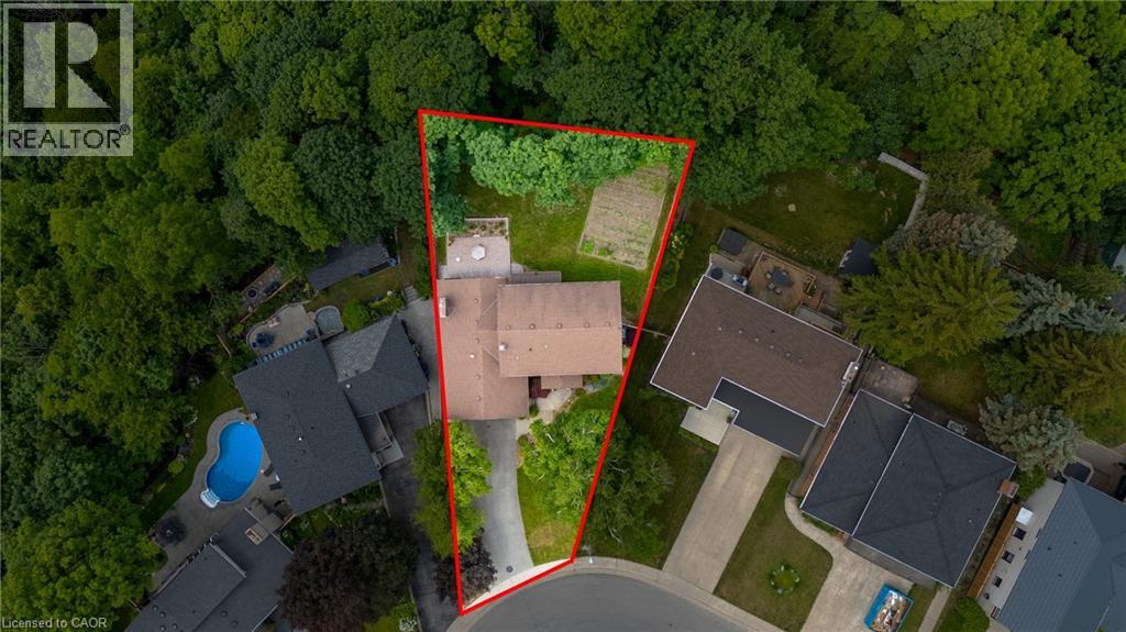 Photo 47 of 13 Leslie Drive, Stoney Creek ON