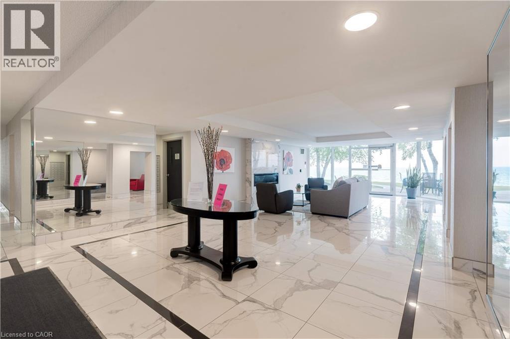 Photo 3 of 5280 Lakeshore Road Unit 205, Burlington ON