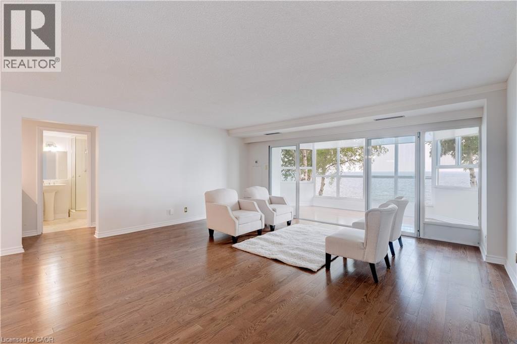 Photo 10 of 5280 Lakeshore Road Unit 205, Burlington ON