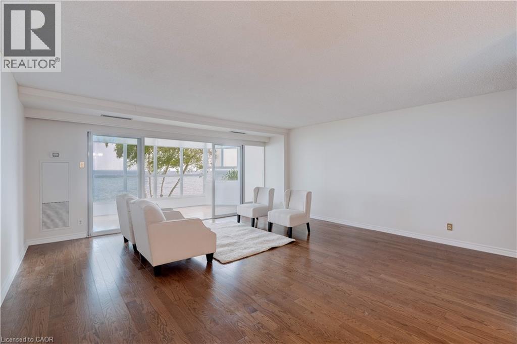 Photo 11 of 5280 Lakeshore Road Unit 205, Burlington ON