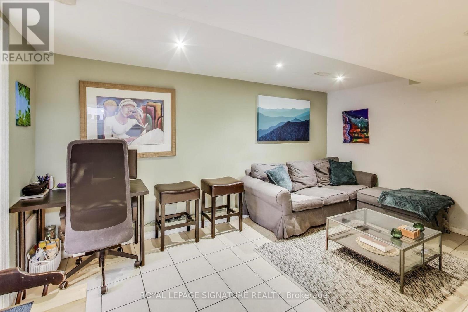 Photo 31 of 232 Pacific Avenue, Toronto ON