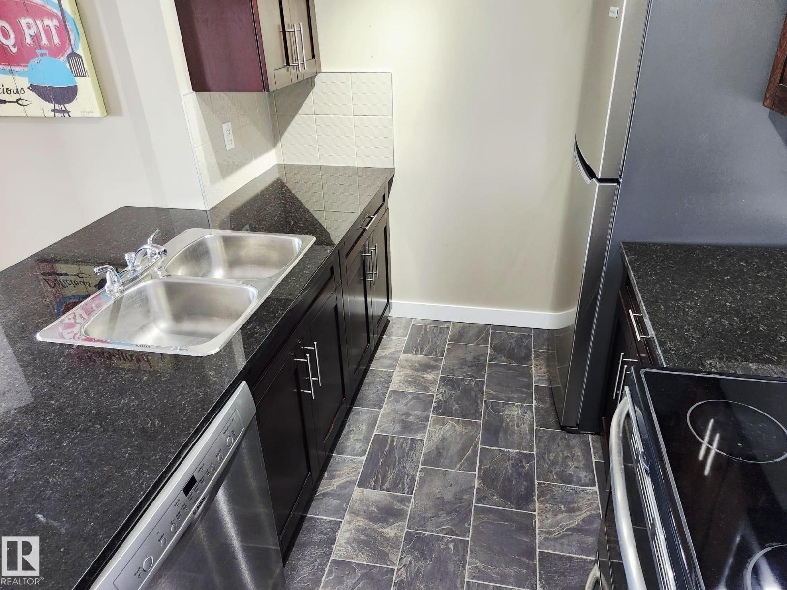 Photo 11 of 407 270 Mcconachie Dr Nw, Edmonton AB