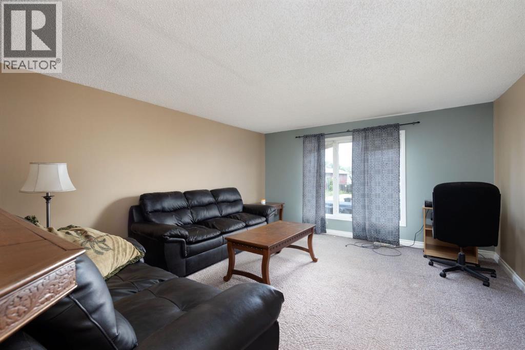 368 Grey Crescent, Fort McMurray