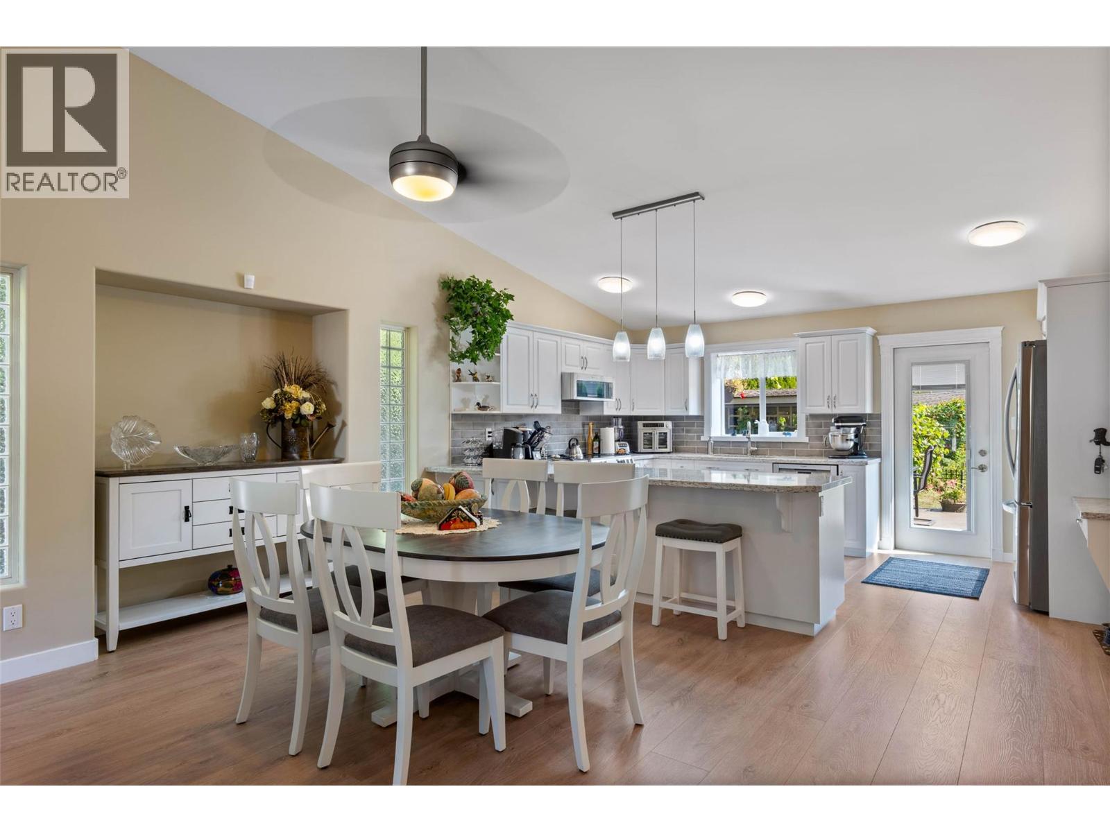 Photo 6 of 351 Juniper Street, Chase BC