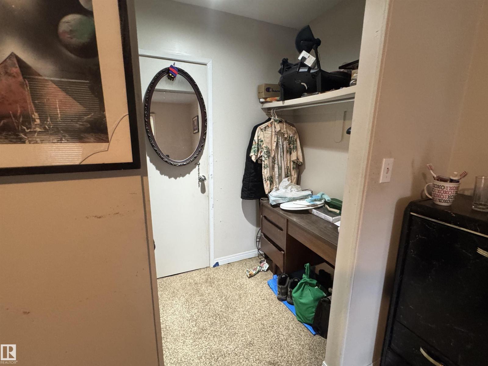 Photo 13 of 3322 116 A Av Nw, Edmonton AB