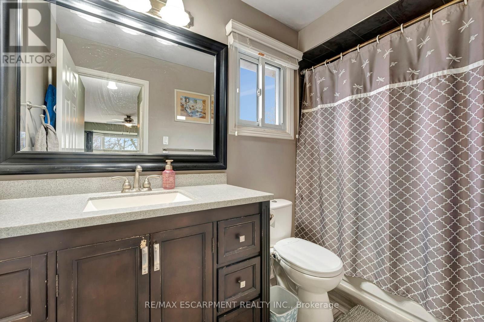 Photo 30 of 259 Haddington Street, Haldimand ON
