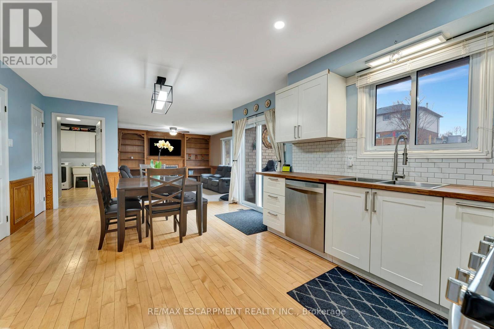 Photo 13 of 259 Haddington Street, Haldimand ON