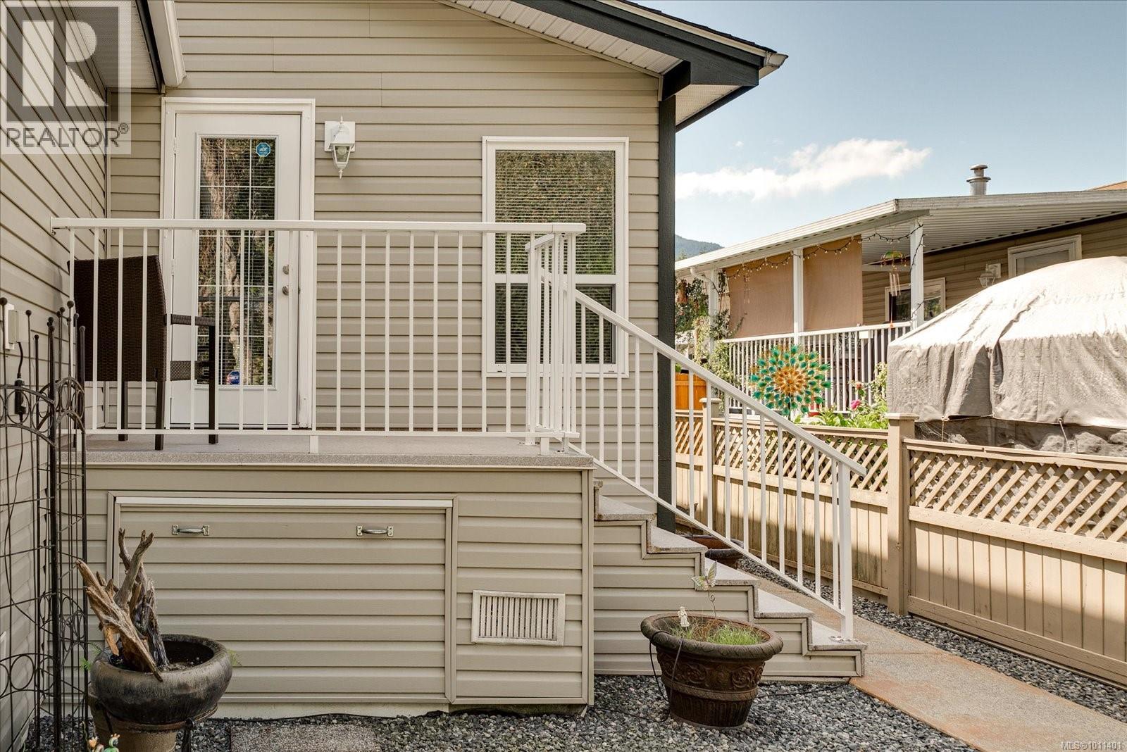 Photo 19 of 1848 Valley Oak Dr, Nanaimo BC