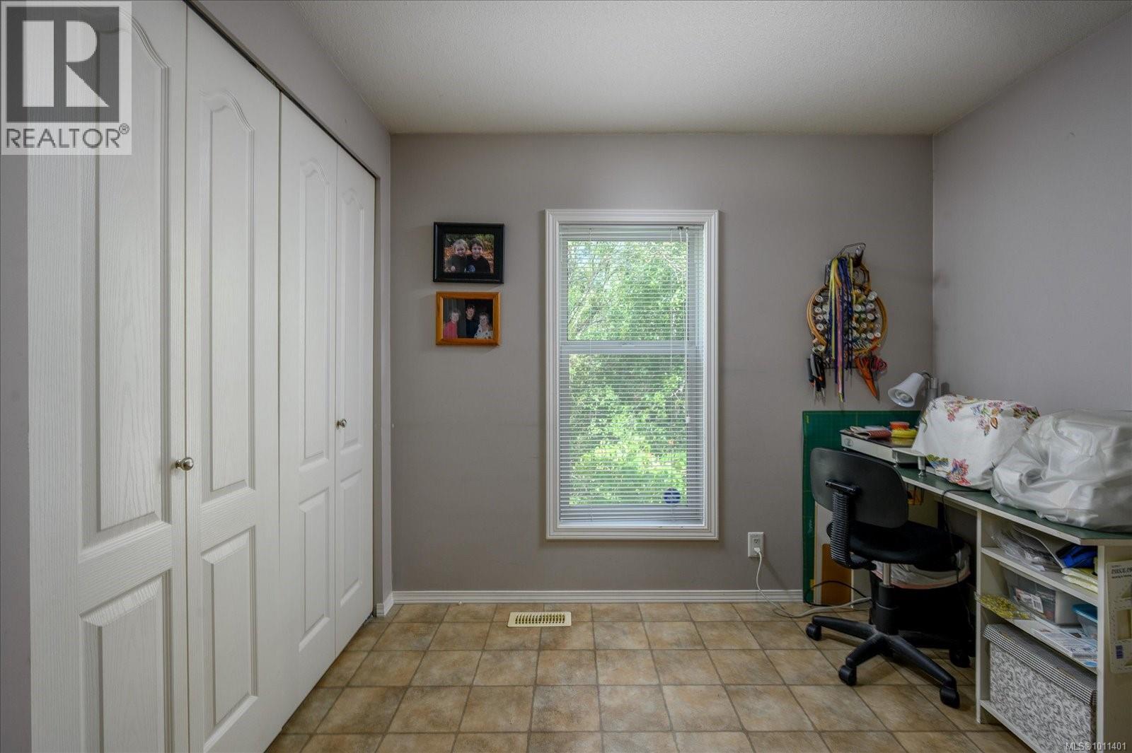 Photo 24 of 1848 Valley Oak Dr, Nanaimo BC