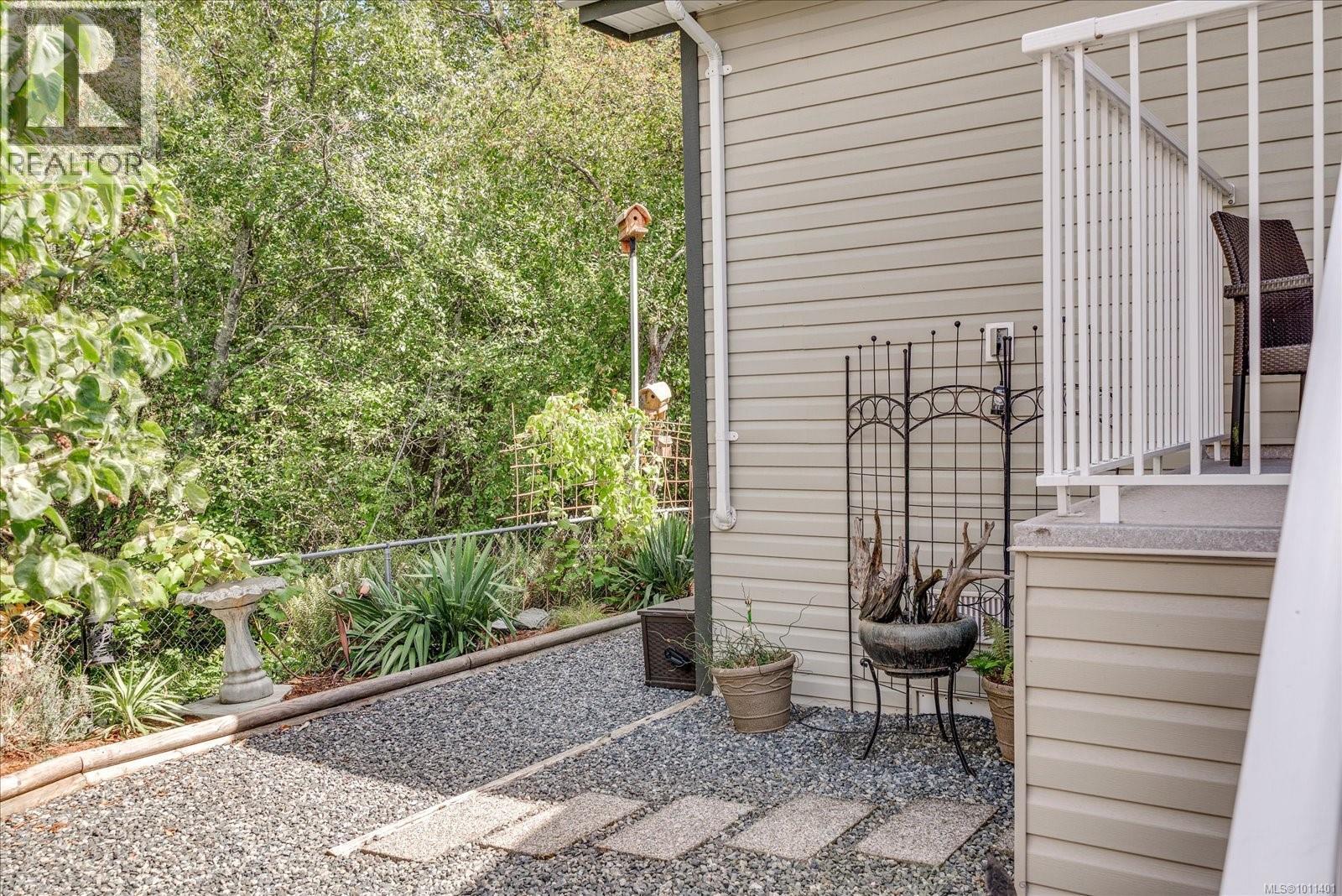 Photo 37 of 1848 Valley Oak Dr, Nanaimo BC