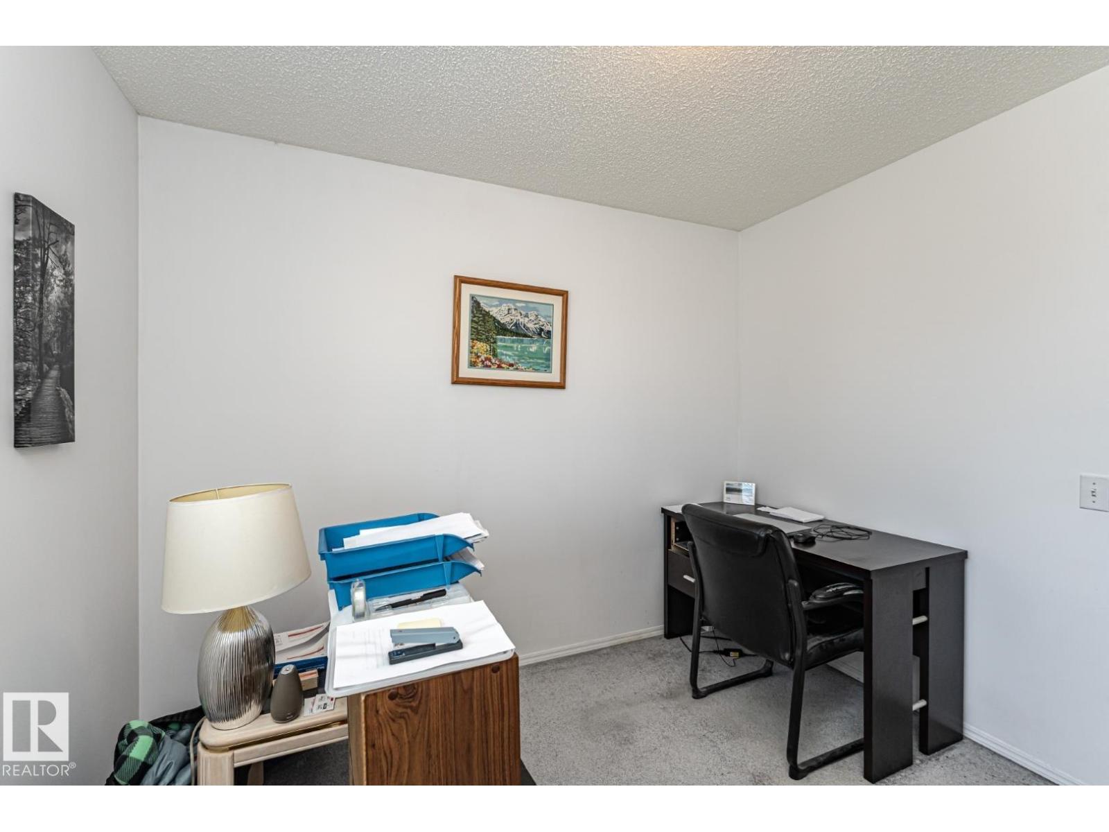 Photo 17 of 15019 128 St Nw, Edmonton AB
