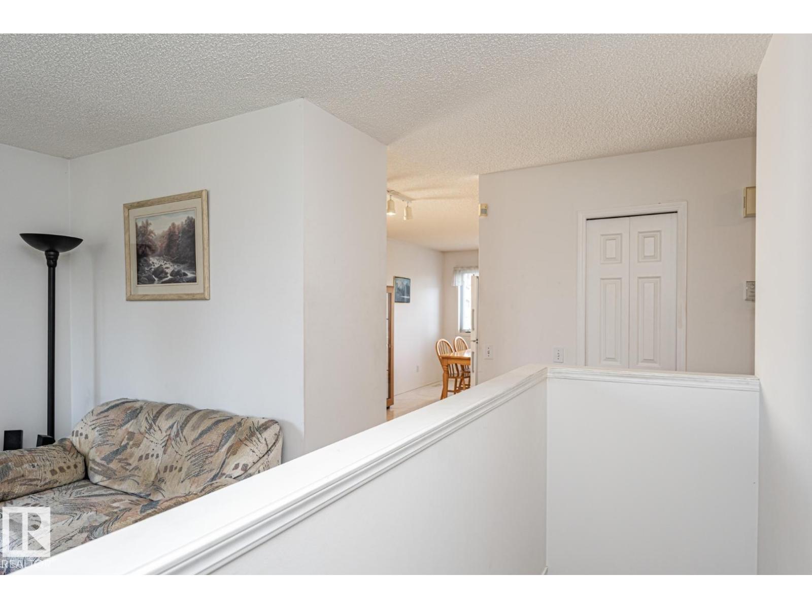 Photo 7 of 15019 128 St Nw, Edmonton AB