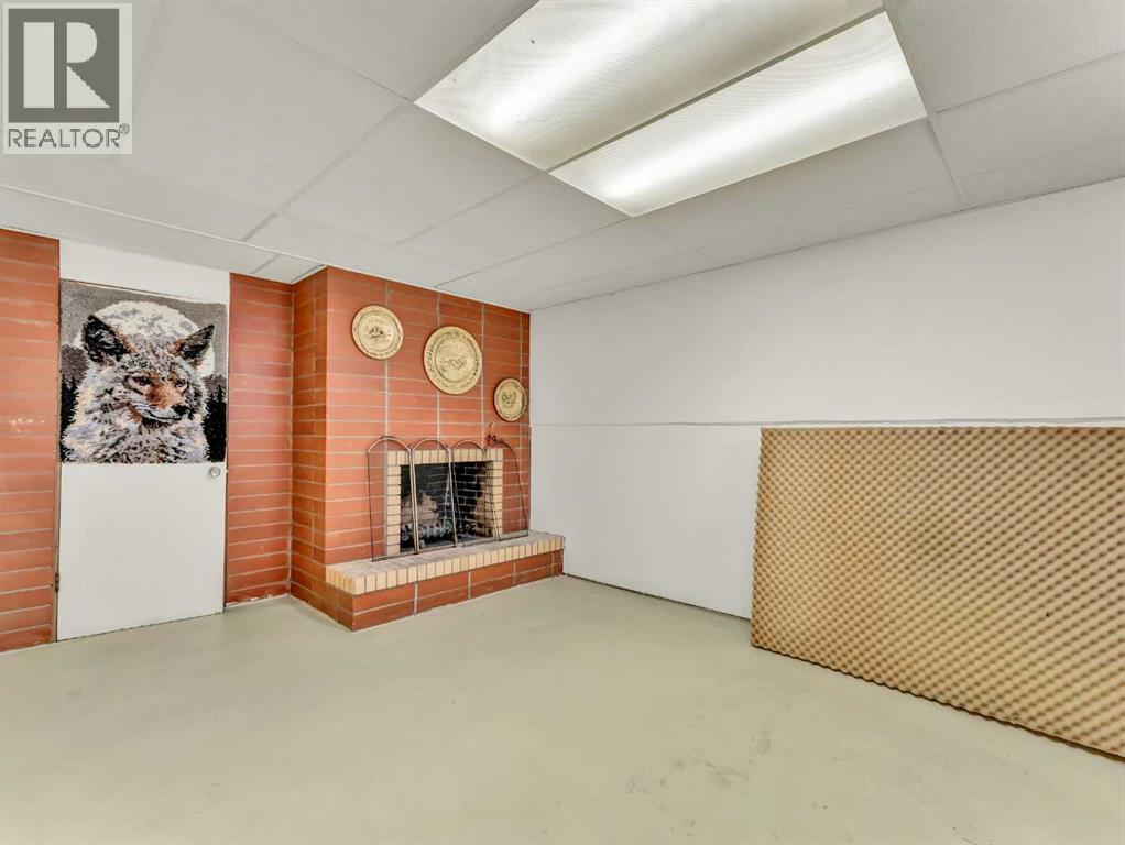Photo 35 of 1702 15 Avenue Se, Medicine Hat AB