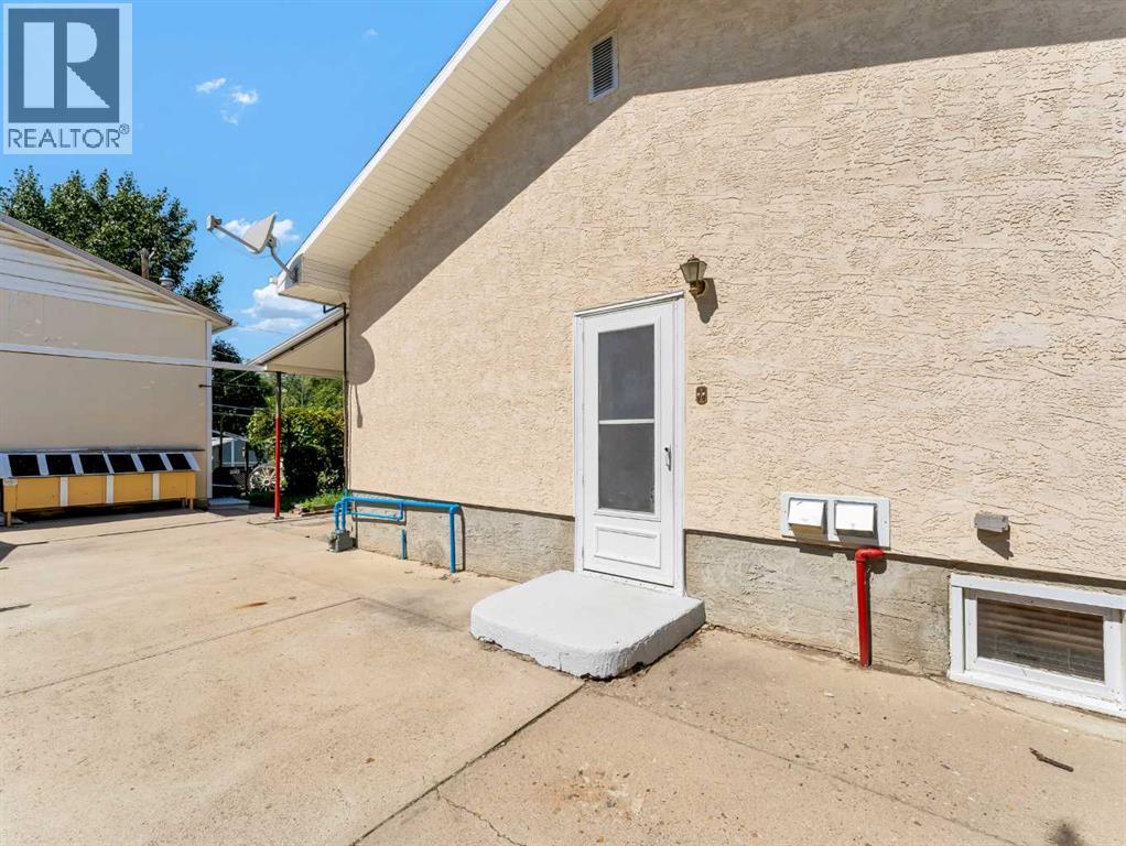 Photo 29 of 1702 15 Avenue Se, Medicine Hat AB
