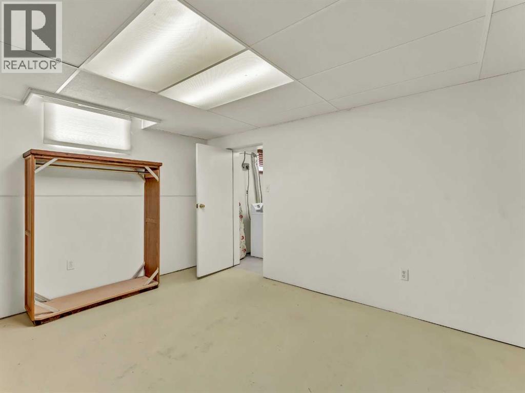 Photo 36 of 1702 15 Avenue Se, Medicine Hat AB